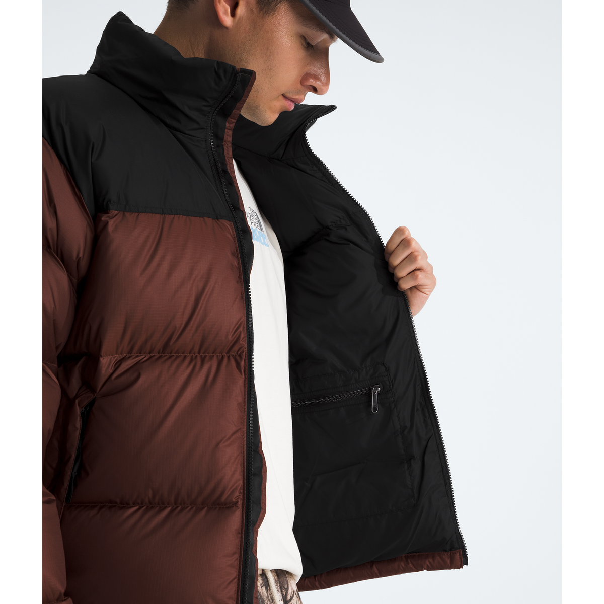 The North Face Men's 1996 Retro Nuptse Jacket – Ember Soil/TNF Black