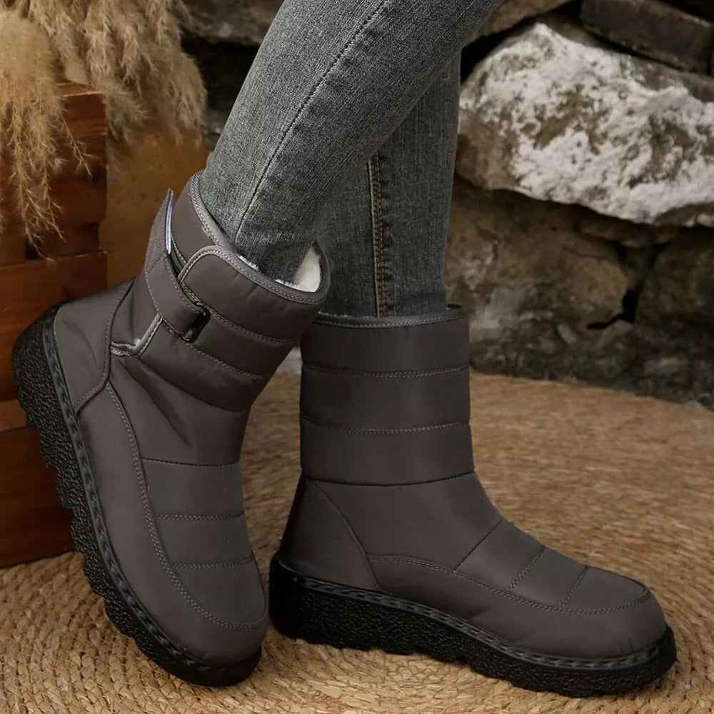Quilted Round Toe Platform Footwear